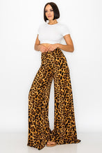Load image into Gallery viewer, Animal Printed Pants
